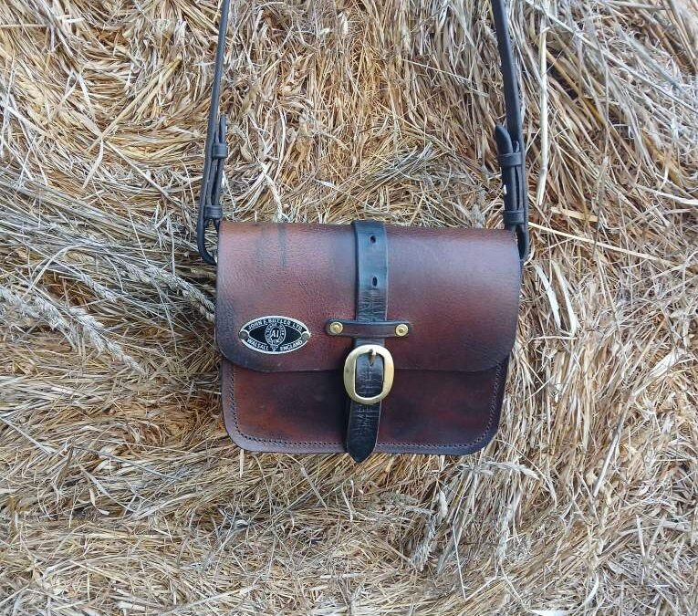 – Vintage Leather Crossbody – Park Hack Badge SOLD