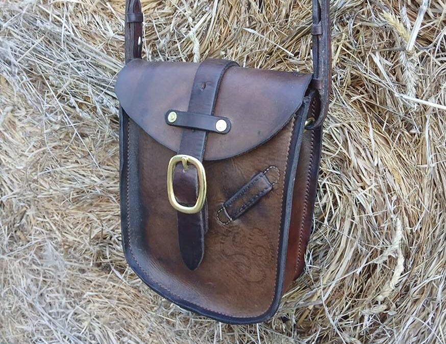 Vintage Leather Crossbody Handbag – Shetland Stubben